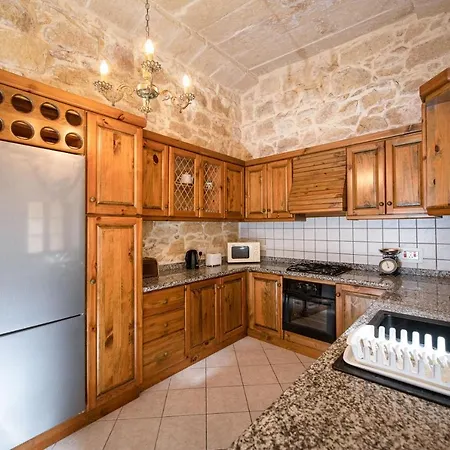Ta Gorga Farmhouse With Private Pool