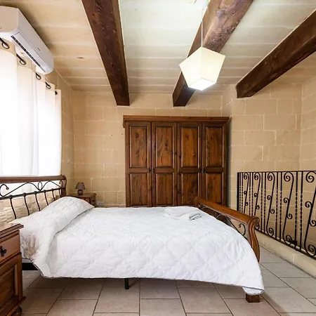 Ta Gorga Farmhouse With Private Pool