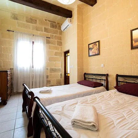 Ta Gorga Farmhouse With Private Pool Holiday home *